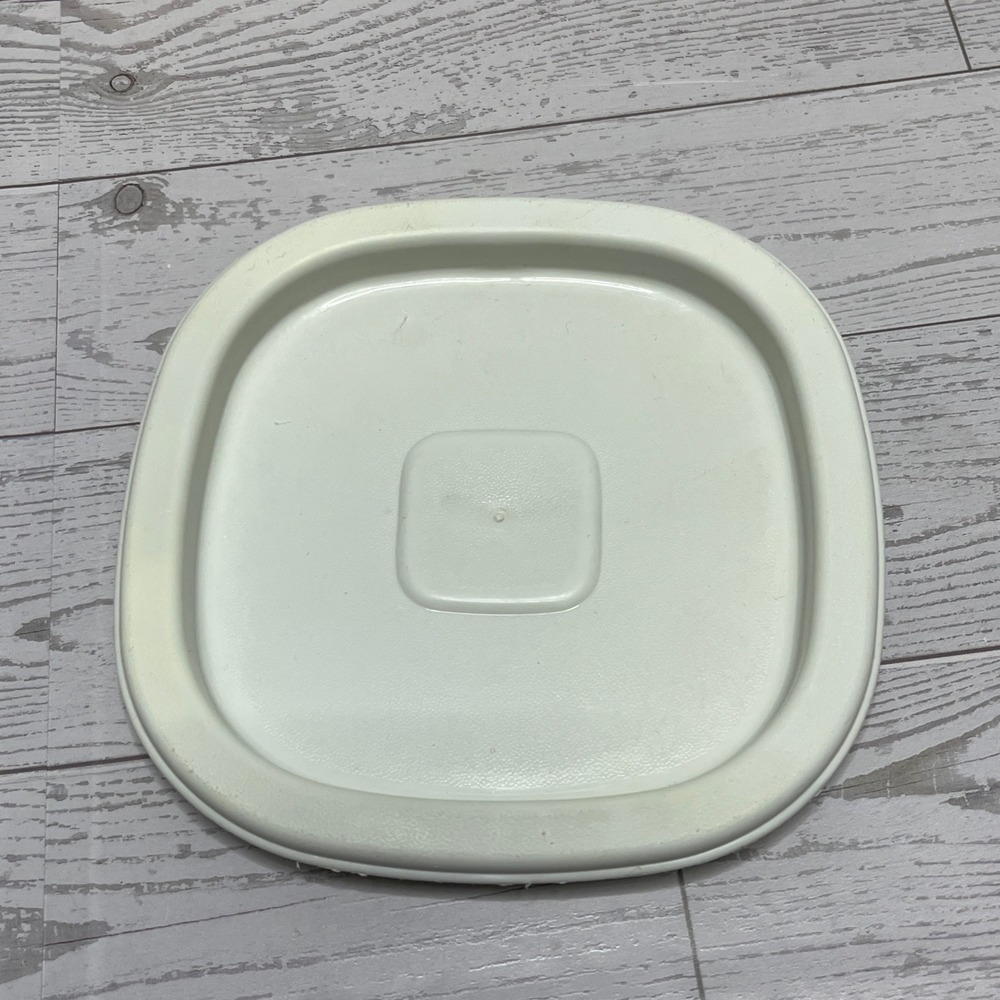Rubbermaid Servin Saver Square Replacement Lid White 5.25 Inch 0044 5